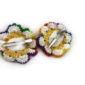 Crochet Hair flower with alligator clip image 2