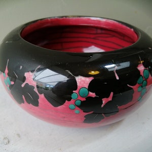 Gorgeous art nouveau richly patterned &quot;Weinlaub&quot; pattern bowl by Christian Neureuther for Kunstabteilung (Eduard) Schweitzer Wächtersbach.