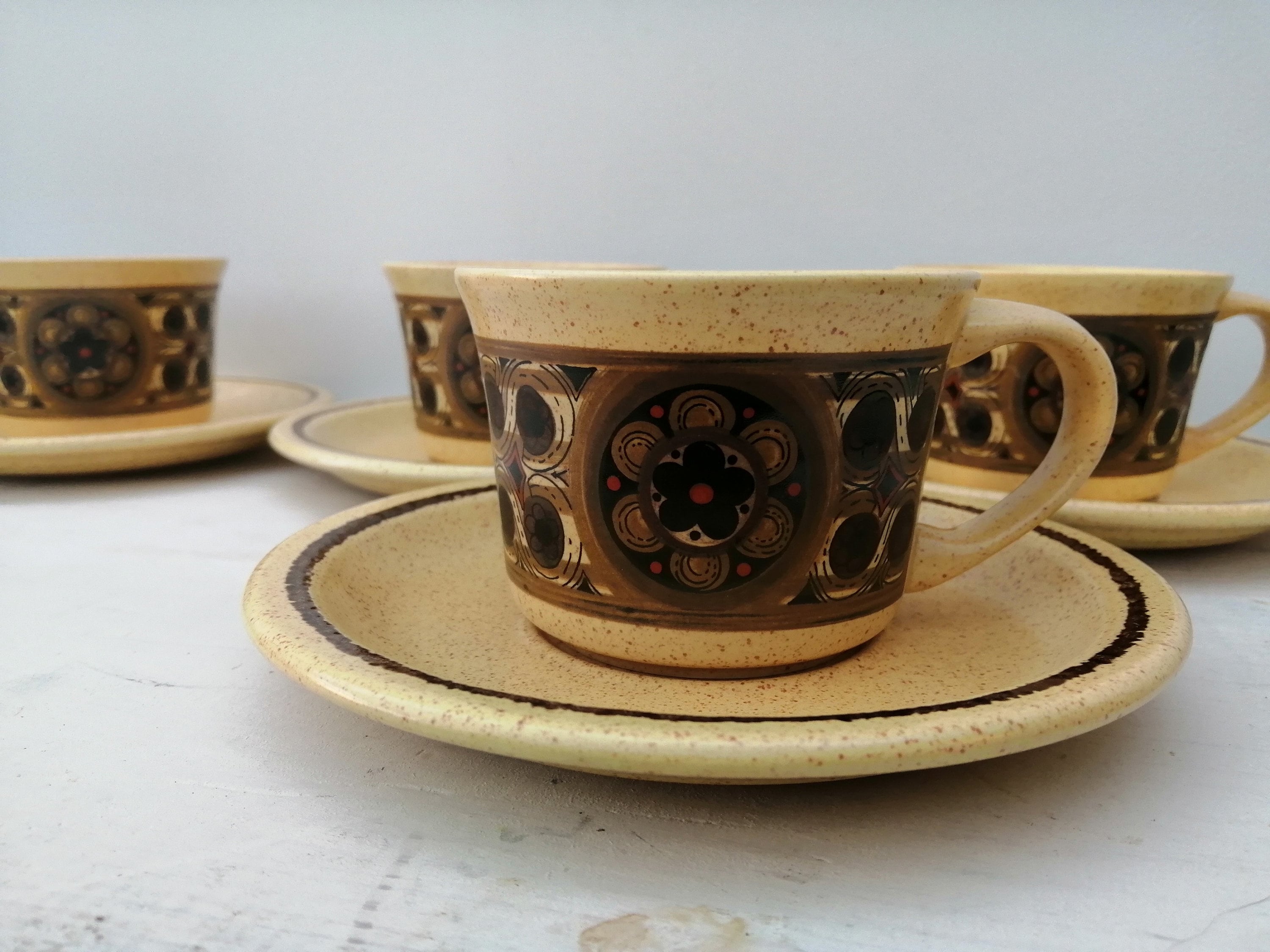 Set of 4 Vintage Retro Tea Cups and Saucers. Etsy