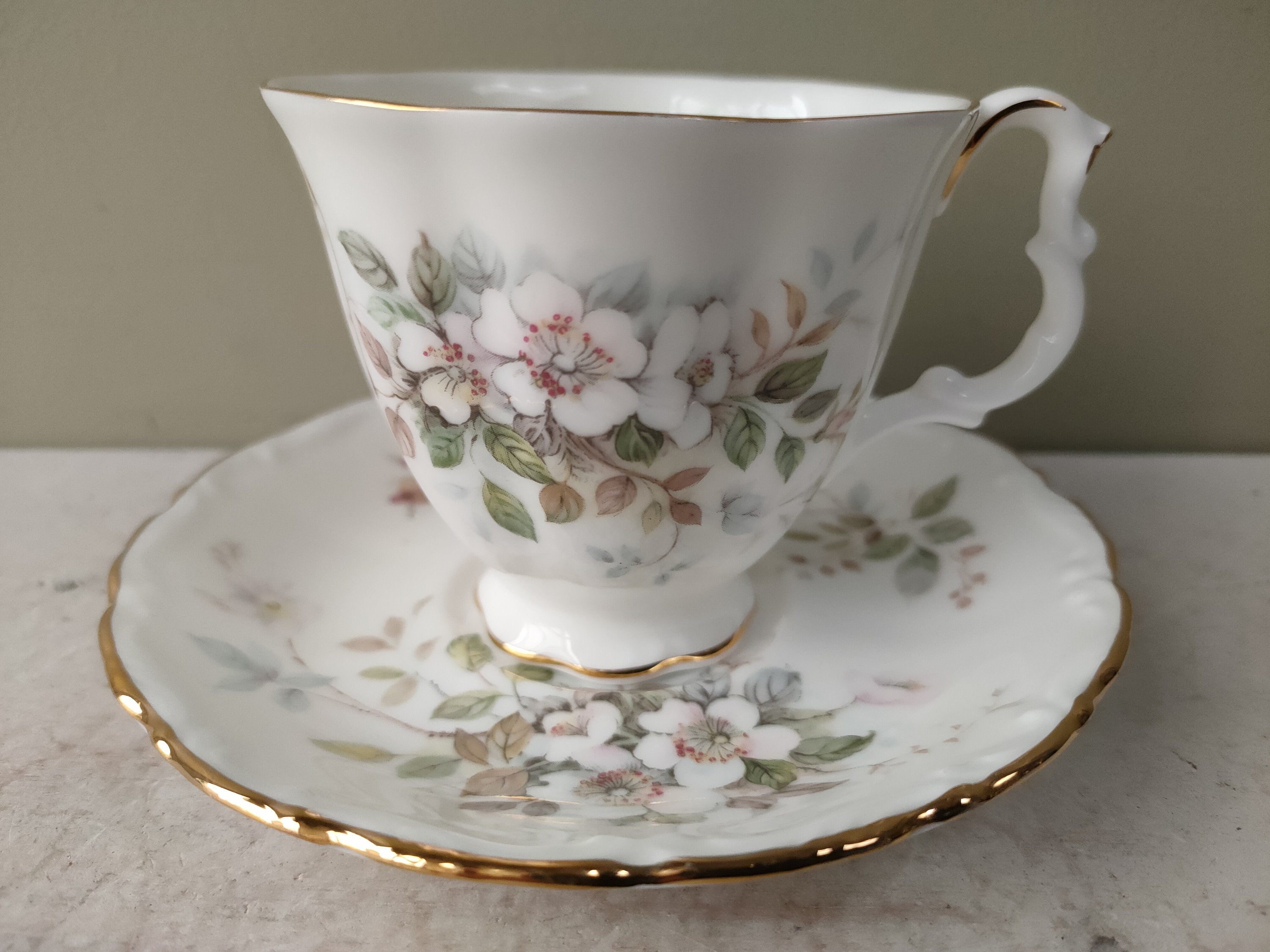 ロイヤルアルバート ハワース 6枚セット ロイヤルアルバート ハワース 6枚セット