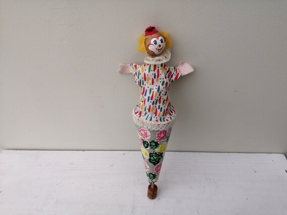 pop up clown toy