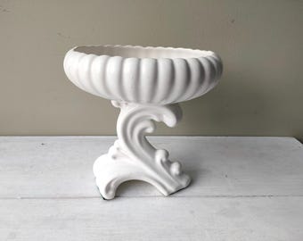 Beautiful Vintage pedestal vase/dish in white/creamware glaze, likely by Dartmouth. Perfect for flower arranging or planter. Wedding decor.