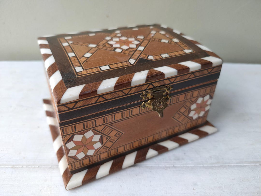 Small Box Inlay Beautiful Small Marquetry Mosaic Inlay Box. Wooden Jewellery, or ...