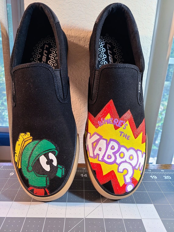 Hand Painted Marvin the Martian Vans-style Slip on - Etsy