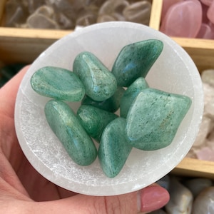 Pietra burattata avventurina verde