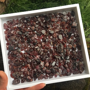 Roter Granat, Rohkristalle, Roher Roter Granat, Roher Granat, Granatstücke