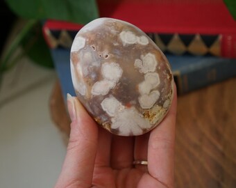 桜瑪瑙、花瑪瑙パームストーン - 最高の自分へと開花 - Etsy 日本