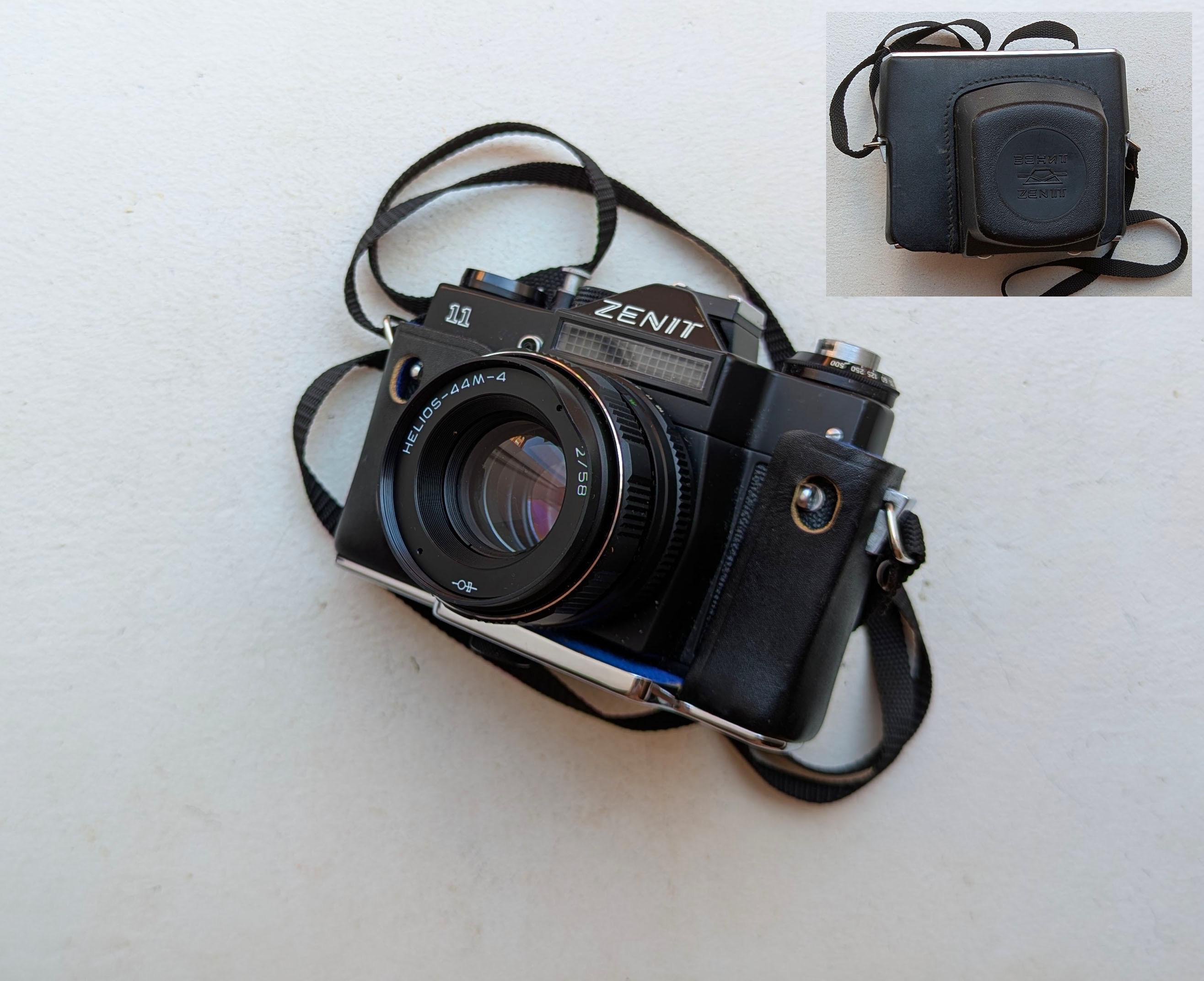 Soviet Photo Camera Vintage Zenit 11, 58mm F2 Helios 44M-4 Lens