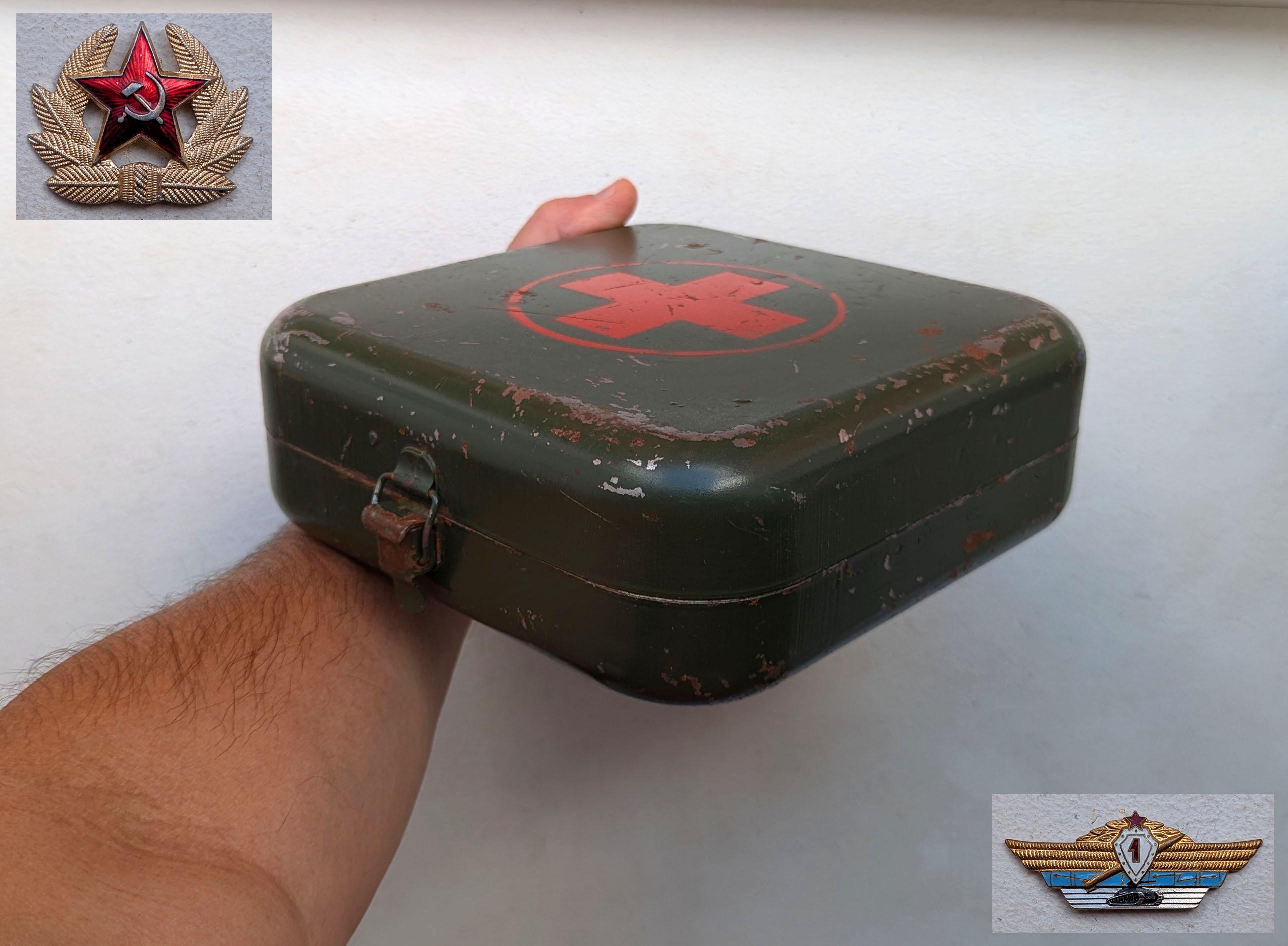Soviet Russian Military Vintage 70s Metal Khaki First Aid Kit With