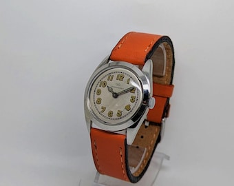 IWC International Watch Co. Schaffhausen Switzerland antique 1917 watch 17 jewels w/ stainless steel case. Serviced and running great!