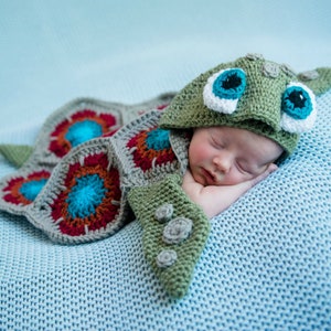 CROCHET PATTERN Hooded Sea Turtle Blanket / Turtle costume / Turtle Infant Prop / Turtle Blanket newborn to Adult size image 3