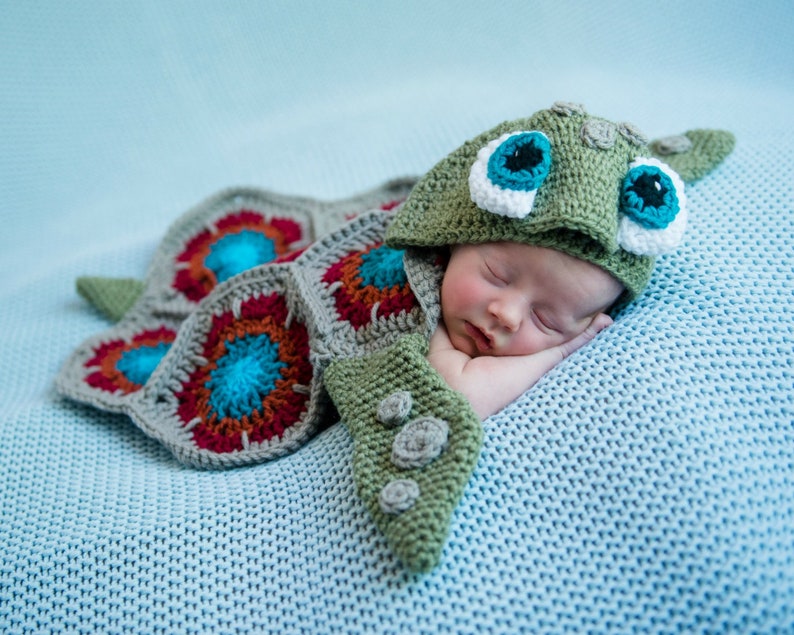 CROCHET PATTERN Hooded Sea Turtle Blanket / Turtle costume / Turtle Infant Prop / Turtle Blanket newborn to Adult size image 3