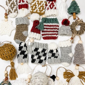 MJ's Merry Minis Ebook 25 Christmas Ornament Crochet Patterns image 2