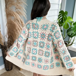 CROCHET PATTERN & VIDEO/ Granny Square Cardigan Crochet Pattern, Sizes Xs-5X, Easily customizable, Granny Squares