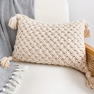 CROCHET PATTERN / Celtic Weave Throw Pillow image 6