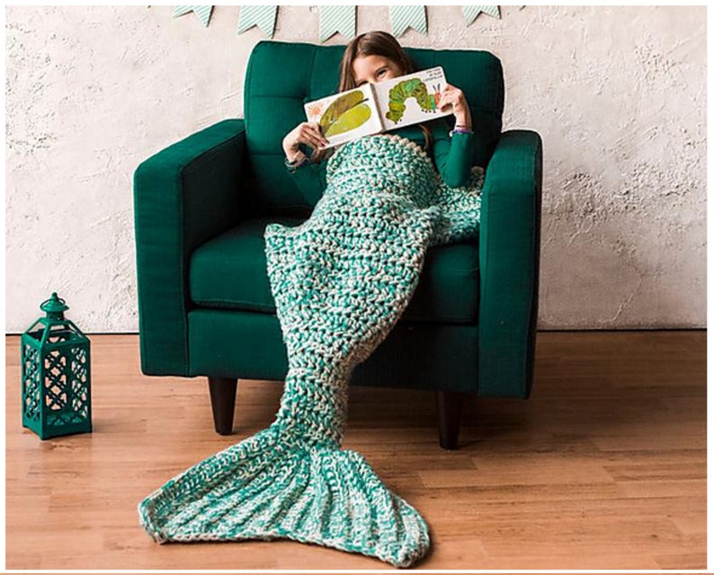 CROCHET PATTERN Mermaid Blanket Crochet Pattern for Mermaid Bulky & Quick Mermaid Blanket Crochet Pattern by MJ's Off The Hook Designs afbeelding 5