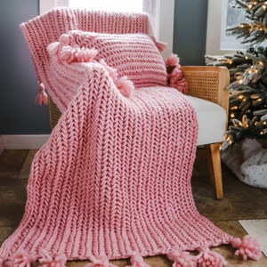 CROCHET PATTERN / Plush & Posh Pillow and Blanket Set image 2