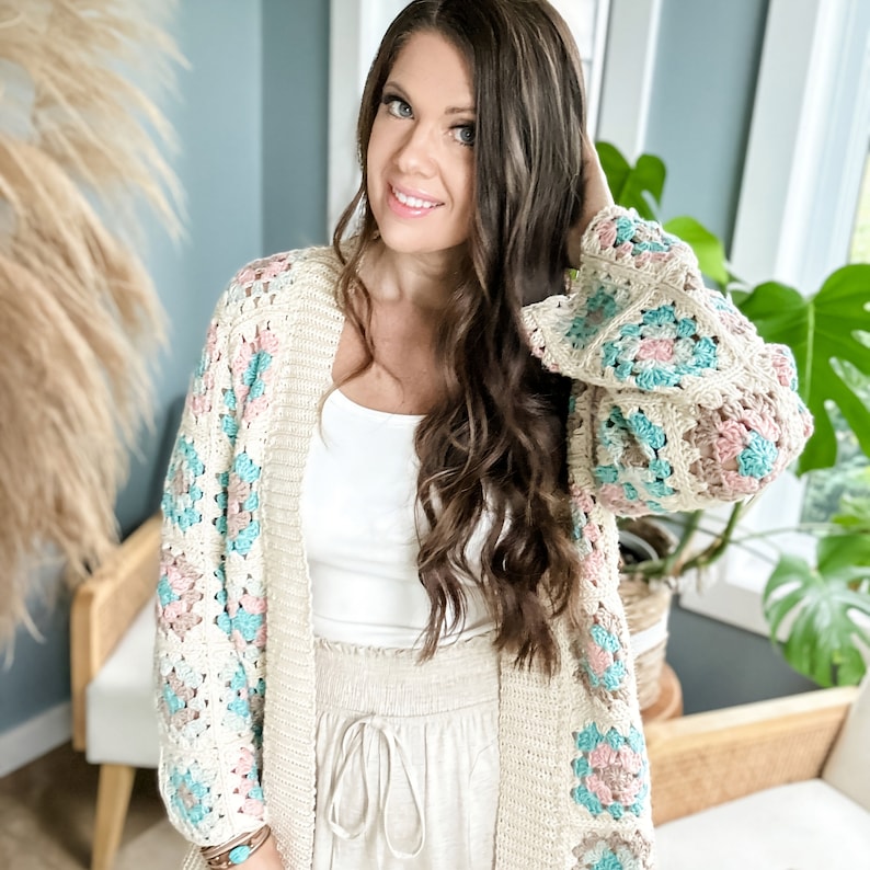 CROCHET PATTERN / Granny Square Cardigan Crochet Pattern imagen 6