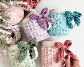 CROCHET PATTERN & VIDEO/ The Winterberry Mug Cozy, Crochet Mug Cozy Pattern, Cup Cozy, Gifting, Stash Busting, Beginner Friendly, Fast, Pdf