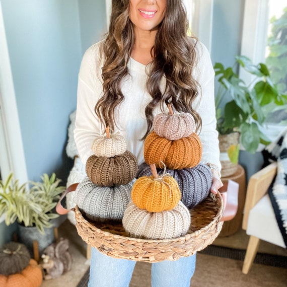 CROCHET PATTERN / Country Harvest Crochet Pumpkin Stack in 6