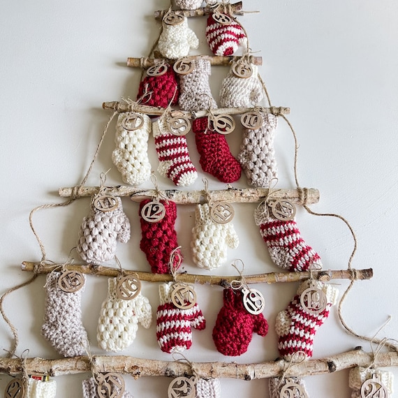 CROCHET PATTERN & VIDEO/ Mj's Merry Advent Calendar Crochet Stockings and Mittens, Pdf Crochet Pattern, Easy Crochet Christmas Pattern