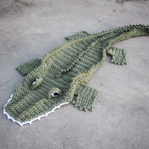 CROCHET PATTERN Alligator Blanket - Alligator Costume Pattern - Bulky & Quick Alligator Blanket Crochet Pattern by MJ&#39;s Off The Hook Designs