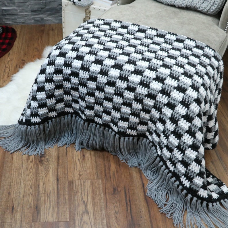 CROCHET PATTERN Rustic Farmhouse Plaid Throw Blanket image 7