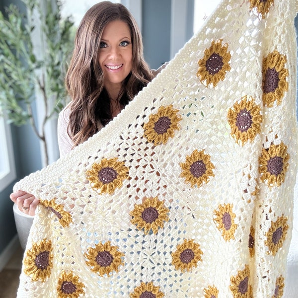 CROCHET PATTERN & VIDEO/ Sunflower Granny Square Blanket, Crochet Throw Blanket, granny square blanket, sunflowers, gifting, easy
