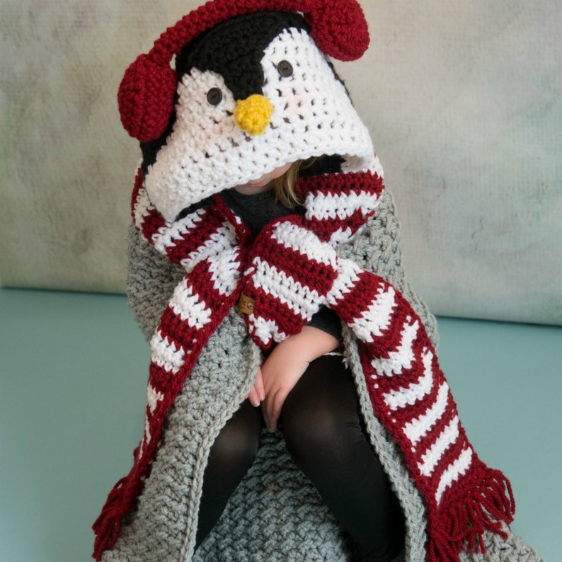 CROCHET PATTERN Hooded Penguin Blanket / Pdf digital download / winter penguin blanket / scarf and earmuffs penguin image 4