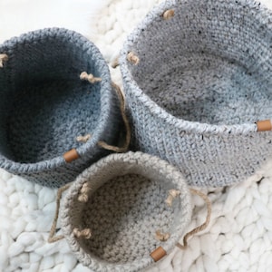 CROCHET PATTERN Rustic Farmhouse Style Nesting Baskets image 6