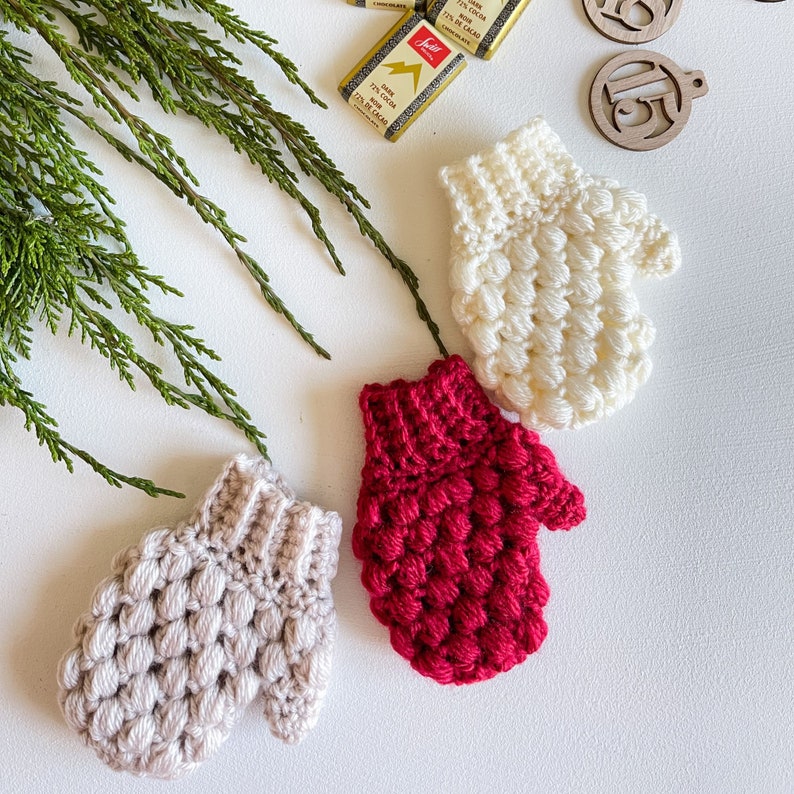 CROCHET PATTERN / MJ's Merry Advent Calendar Crochet Stockings & Mittens image 6