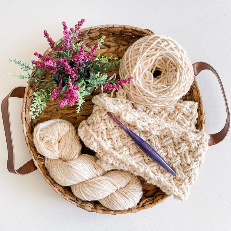 CROCHET PATTERN / Celtic Weave Throw Pillow image 9