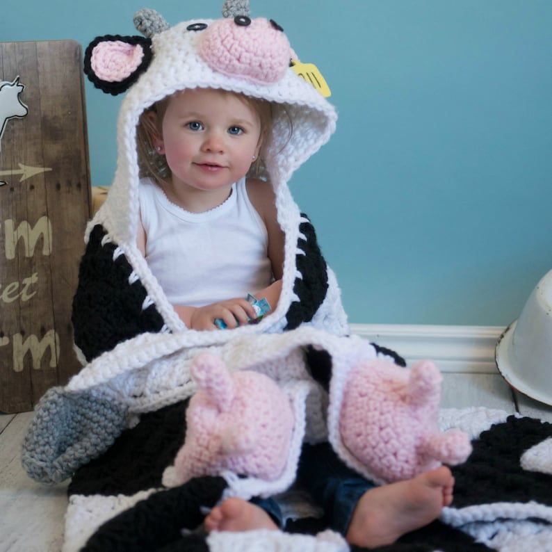 CROCHET PATTERN / Hooded Cow Blanket / Digital download / Baby Cow Blanket / Cow Costume image 2