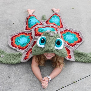 CROCHET PATTERN Hooded Sea Turtle Blanket / Turtle costume / Turtle Infant Prop / Turtle Blanket newborn to Adult size image 5