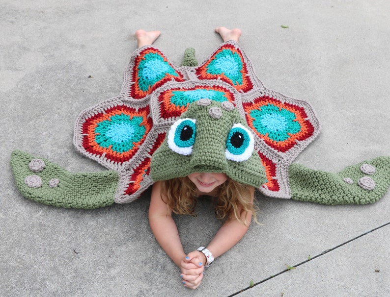 CROCHET PATTERN Hooded Sea Turtle Blanket / Turtle costume / Turtle Infant Prop / Turtle Blanket newborn to Adult size image 5