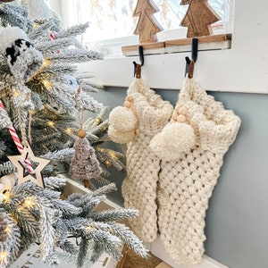 CROCHET PATTERN & VIDEO/ Bulky and Quick Puff Stitch Stocking, Crochet ...