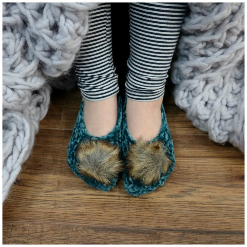 CROCHET PATTERN Velvet Ballet Pom Pom Slippers image 9