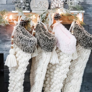 CROCHET PATTERN / Fable Cable Christmas Stocking image 5