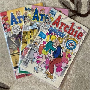 Vintage 90s Archie Comics Lot 1990s Archie Andrews Veronica Lodge Betty Cooper