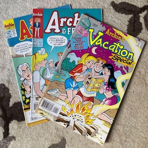 Vintage 90s Archie Comics Lot 1990s Archie Andrews Veronica Lodge Betty Cooper