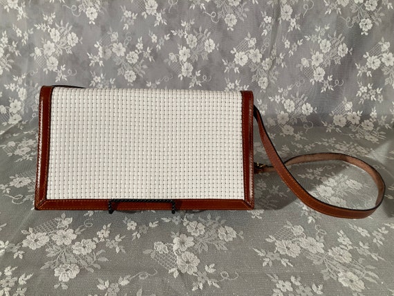 Vintage 1980s White Leather Purse | Late 80s Whit… - image 1