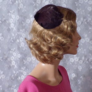 Vintage 50s Hat 1950s Feather Hat with Veil Dramatic Pinup Cocktail Film Noir