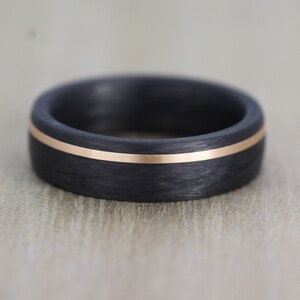 6mm Carbon Fibre & Rose Gold Wedding/Engagement ring with Free Engraving Wedding band image 2
