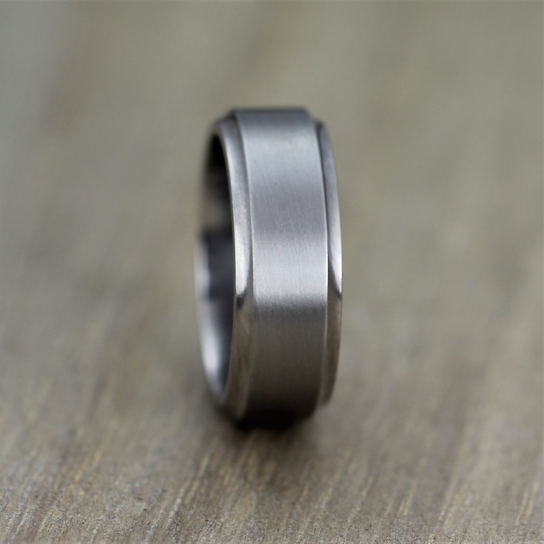 Wedding Band WeddingEngagement ring Free Engraving Ultra Comfort Fit 8mm Titanium Very light /& highly durable.