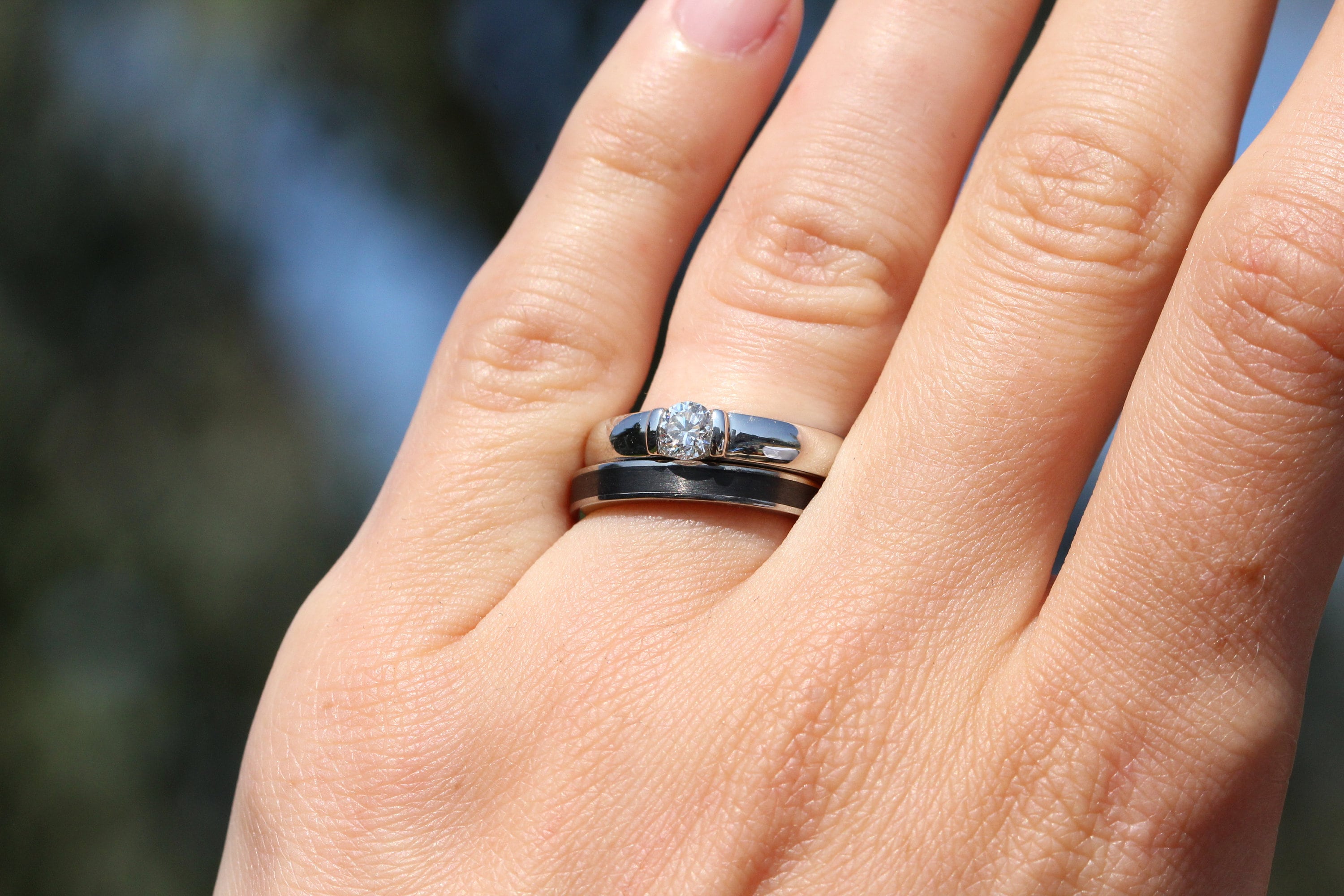 Slim Titanium &amp; Carbon Fibre Wedding Ring with Free Engraving | Etsy