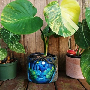 Hand Painted Planter "Secrets of the Night" 6"