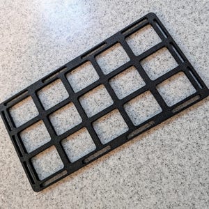 New Skinny 3D Printed MOLLE Panel – Lightweight Storage Solution