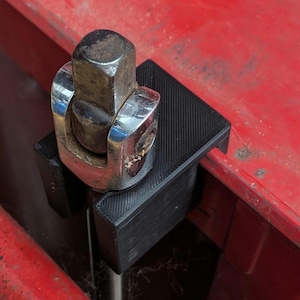 Newly redesigned Breaker Bar / Pry bar holder tool box single holder 3D printed. Stronger, fits more boxes, magnetic