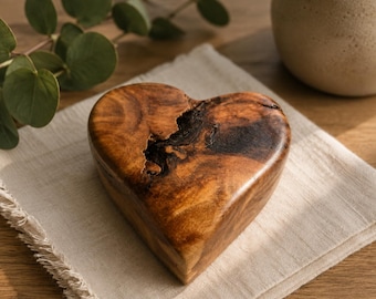 Heart-Shaped Wood Knot – One-of-a-Kind Natural Wood Art