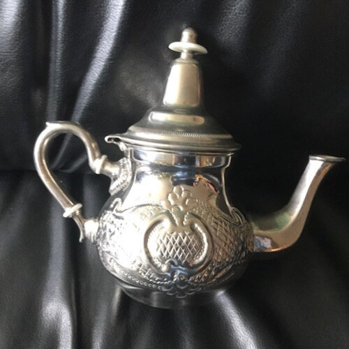 Theieres Koutbla shops Fabrique S.A.L.A.M. Silver Teapot